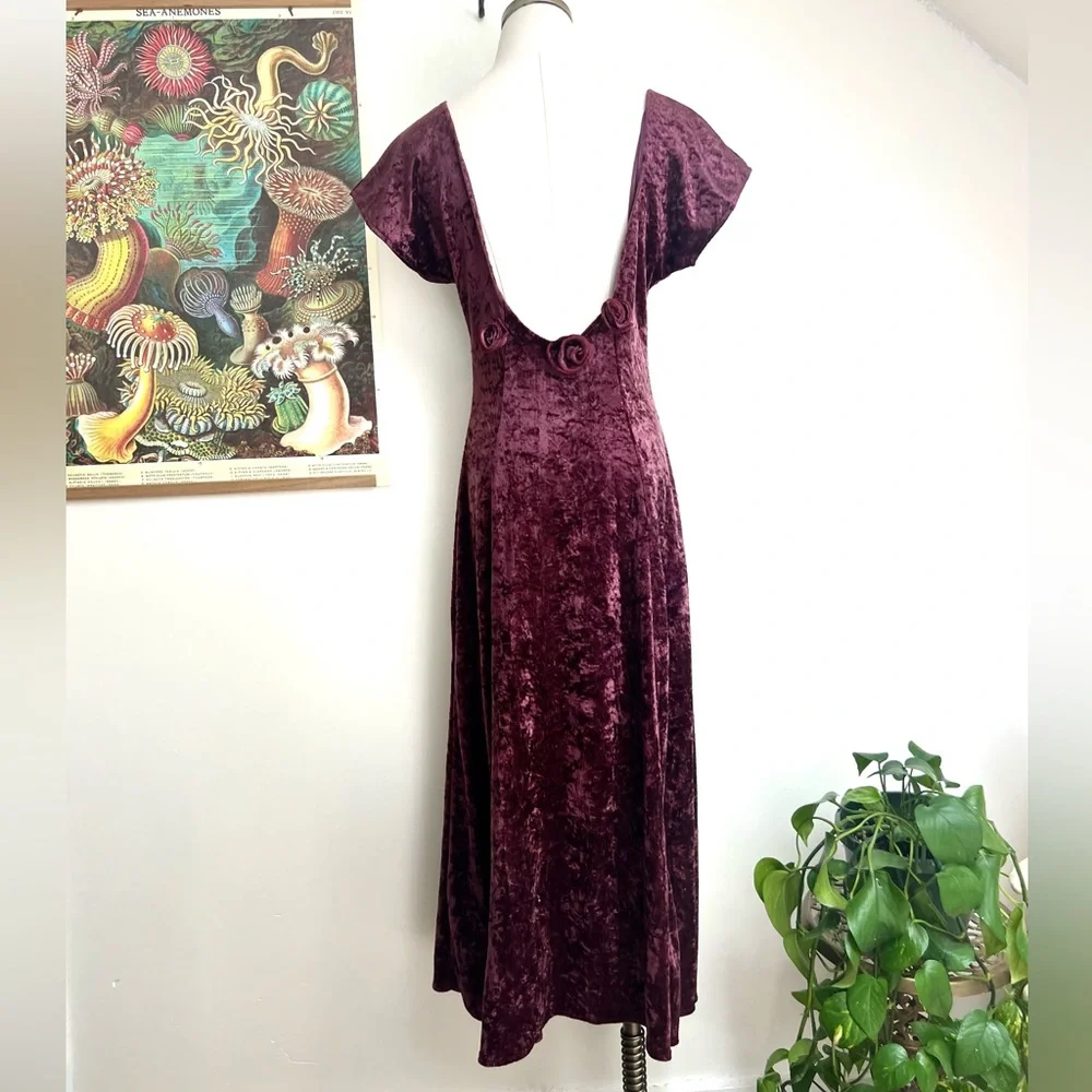 90s All That Jazz Whimsigoth Purple Crushed Velvet Dress - Picture 10 of 10